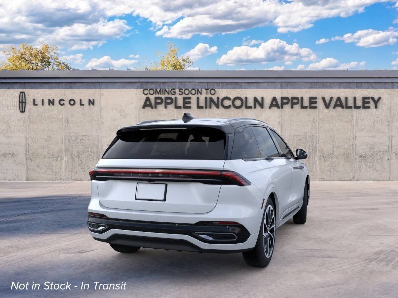 New 2026 Lincoln Nautilus Reserve AWD/4WD image 9
