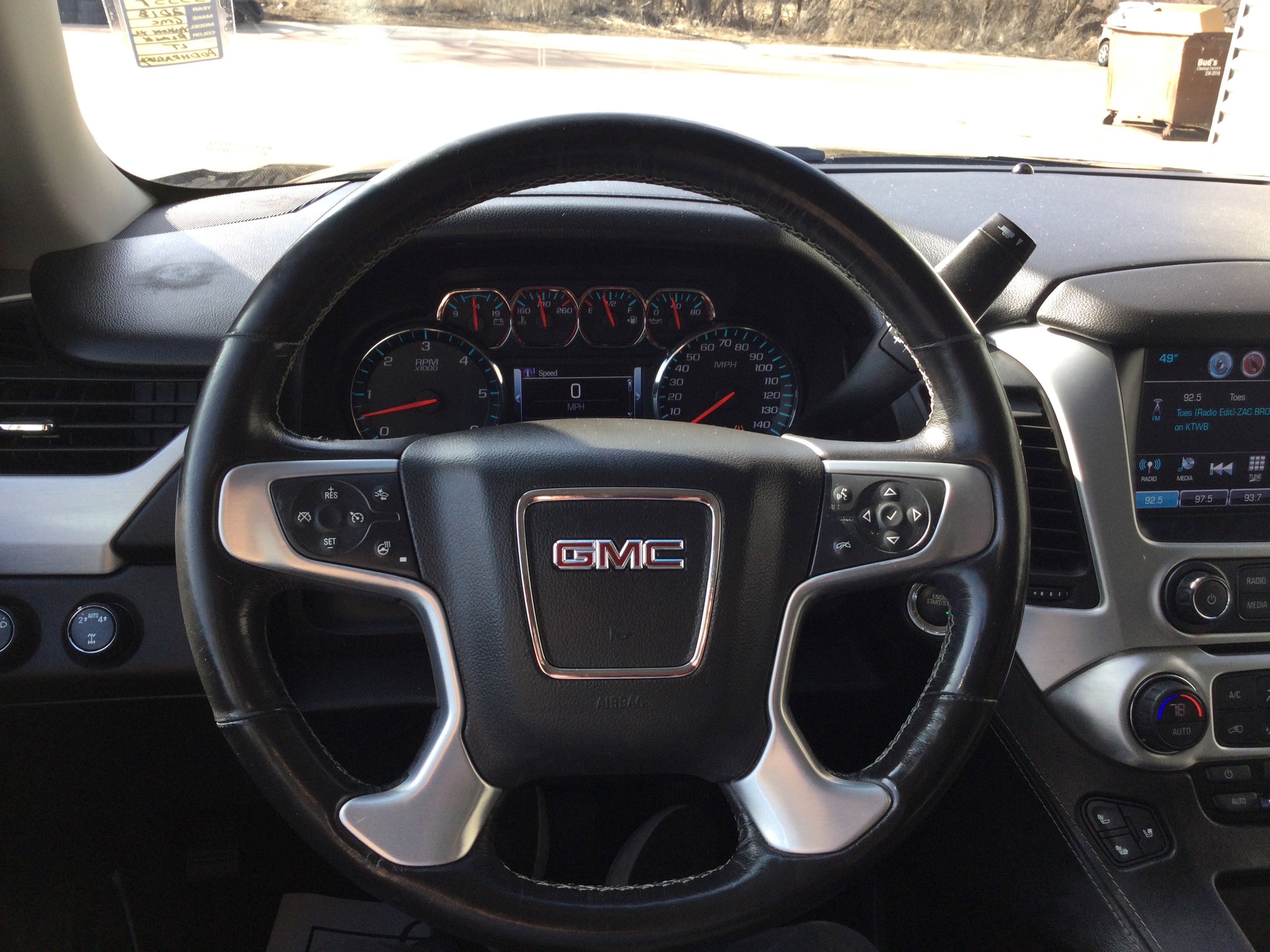 Used 2018 GMC Yukon XL SLT image 19