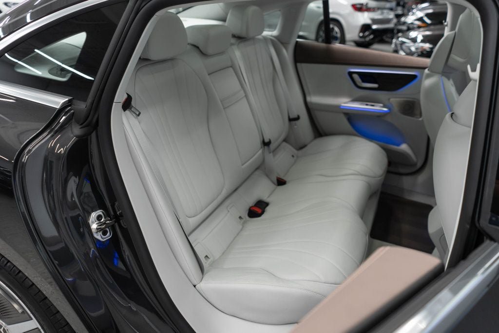 Used 2023 Mercedes-Benz EQE 500 4MATIC Sedan image 13