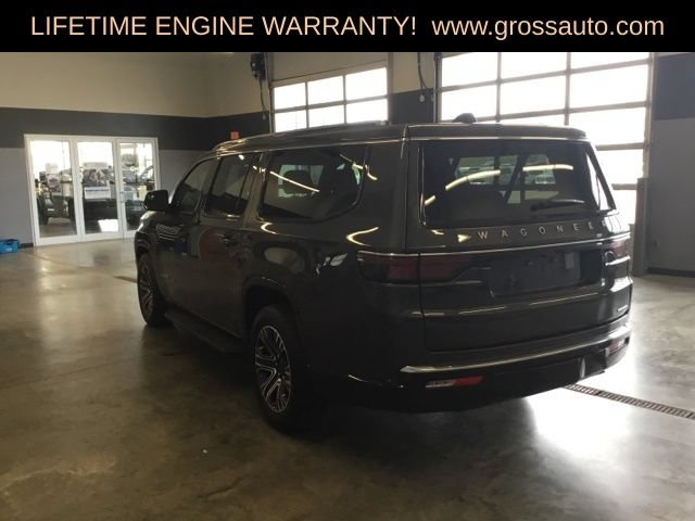 Certified 2024 Jeep Wagoneer L Series II AWD/4WD image 6