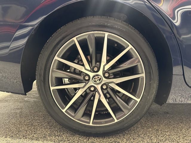 Used 2021 Toyota Camry XLE FWD image 21