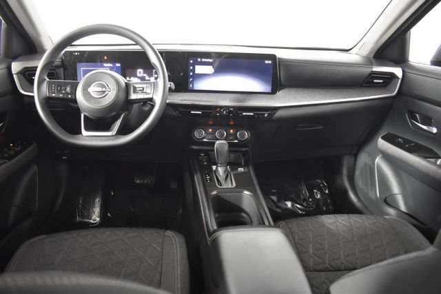 Certified 2025 Nissan Kicks SV AWD/4WD image 25