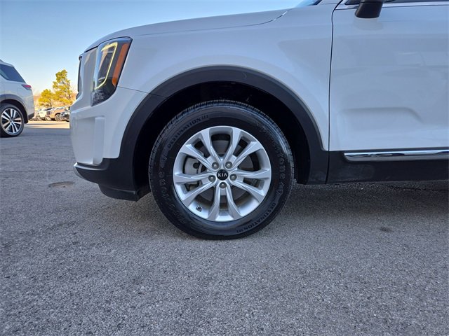 Used 2020 Kia Telluride LX image 38