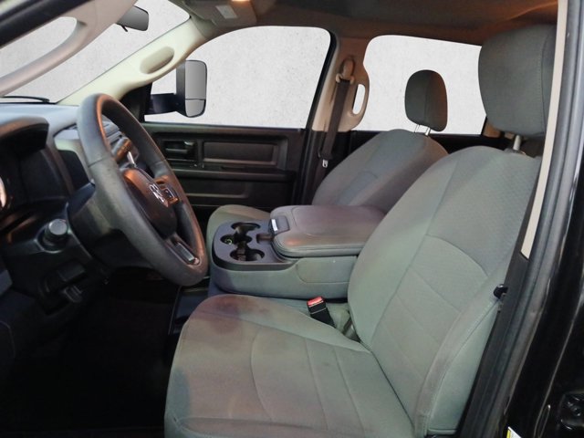 Used 2018 RAM 3500 Tradesman w/ Chrome Appearance Group AWD/4WD image 16