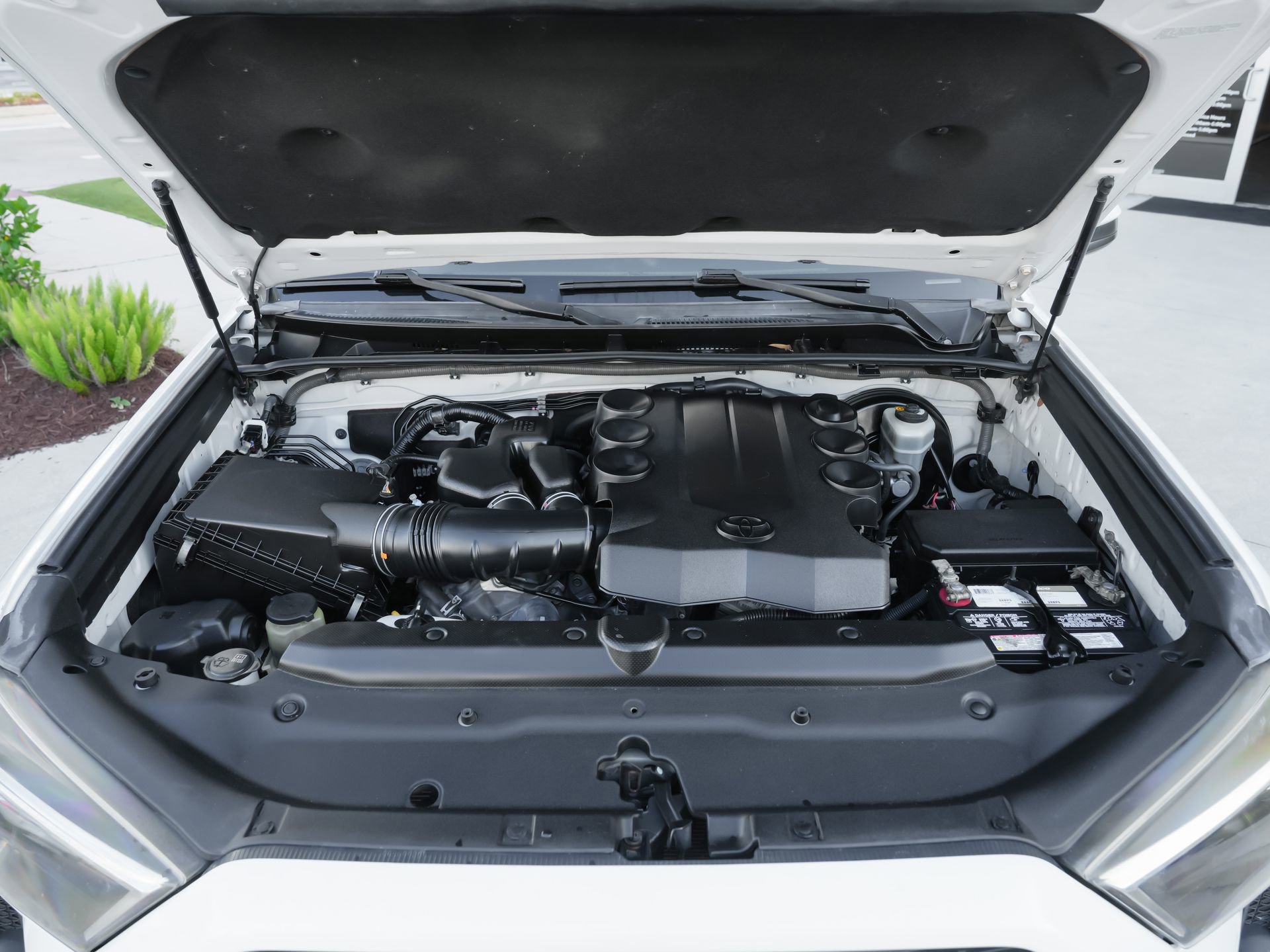 Used 2018 Toyota 4Runner SR5 RWD image 41
