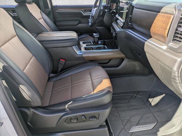 Certified 2023 Chevrolet Silverado 1500 High Country w/ Technology Package image 19