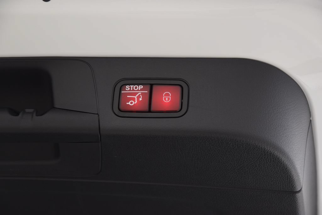Used 2024 Mercedes-Benz EQB 250+ image 30