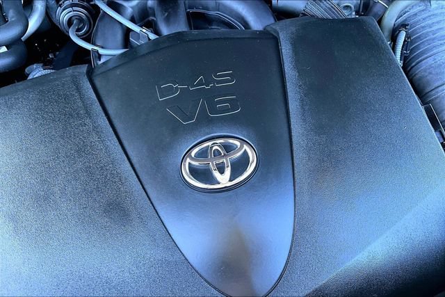 Used 2021 Toyota Highlander XLE FWD image 29