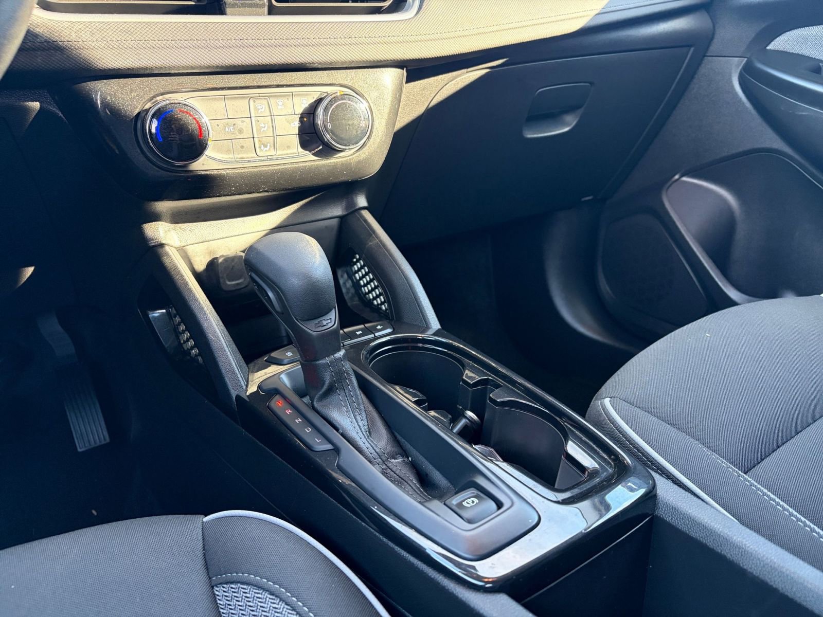 Used 2025 Chevrolet TrailBlazer LT image 39