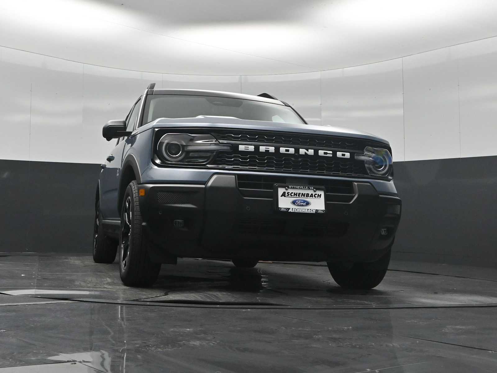 Certified 2025 Ford Bronco Sport Outer Banks w/ Outer Banks Tech Package+ AWD/4WD image 19