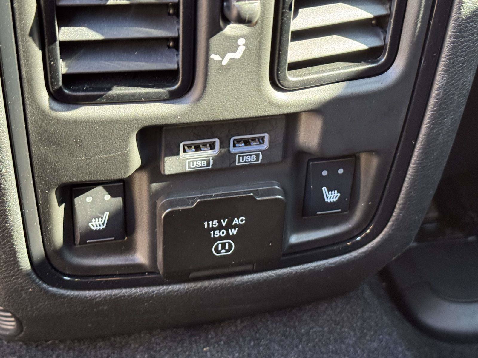 Used 2023 Dodge Durango GT AWD/4WD image 18