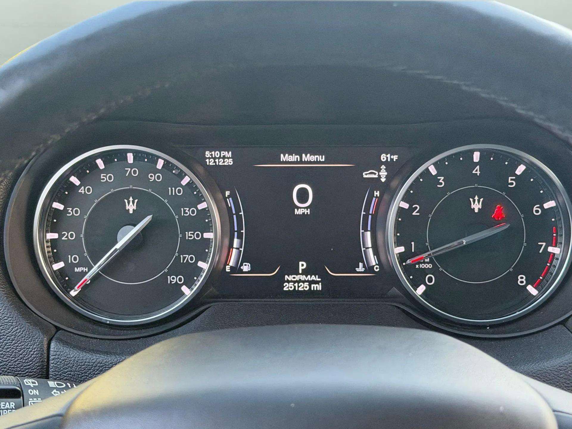 Certified 2022 Maserati Levante GT image 37