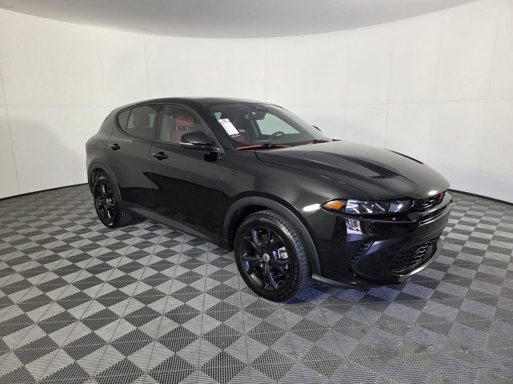 Certified 2025 Dodge Hornet GT Plus w/ GT Plus Package image 2