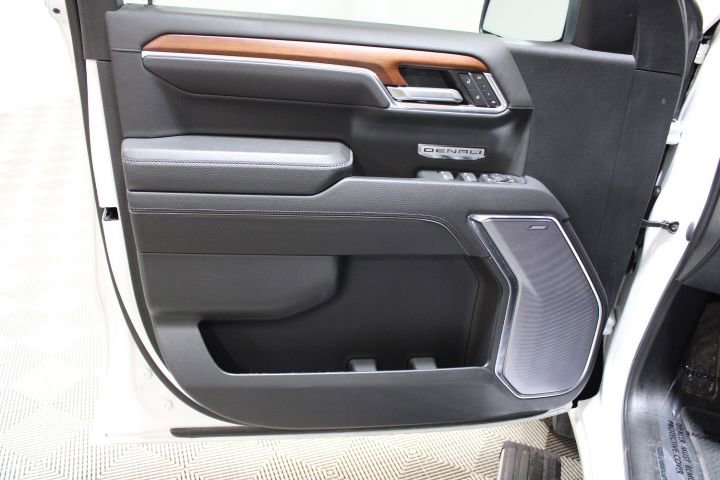Used 2023 GMC Sierra 1500 Denali w/ Technology Package image 18