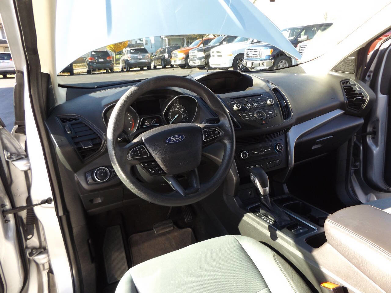 Used 2018 Ford Escape S image 17