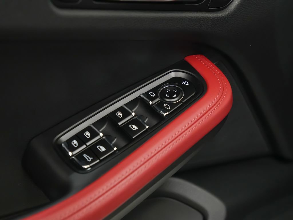 Used 2024 Porsche Macan GTS AWD/4WD image 23