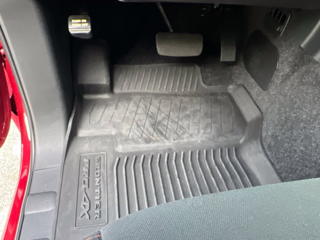 Used 2022 Nissan Frontier PRO-4X w/ Off-Road Protection Package AWD/4WD image 26