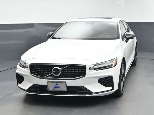 Used 2024 Volvo S60 T8 Ultimate w/ Climate Package image 3