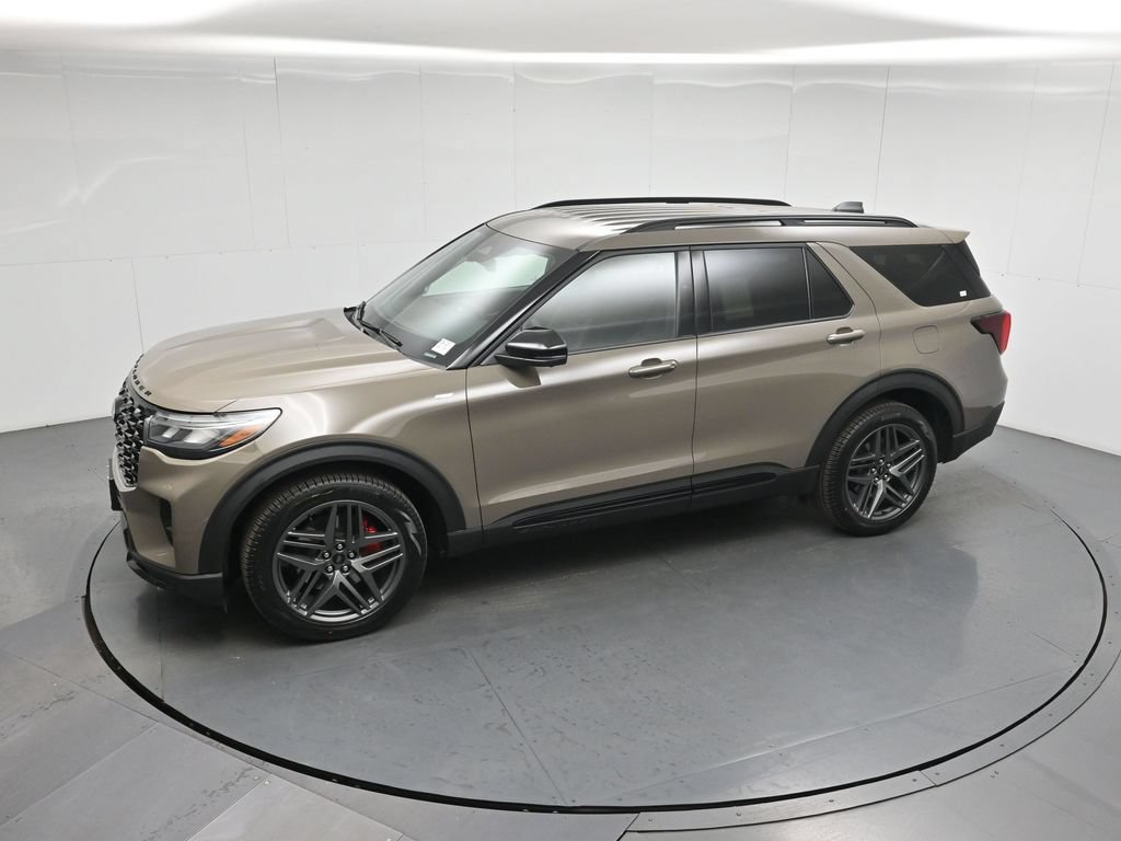 New 2026 Ford Explorer ST-Line w/ ST-Line Street Pack AWD/4WD image 46