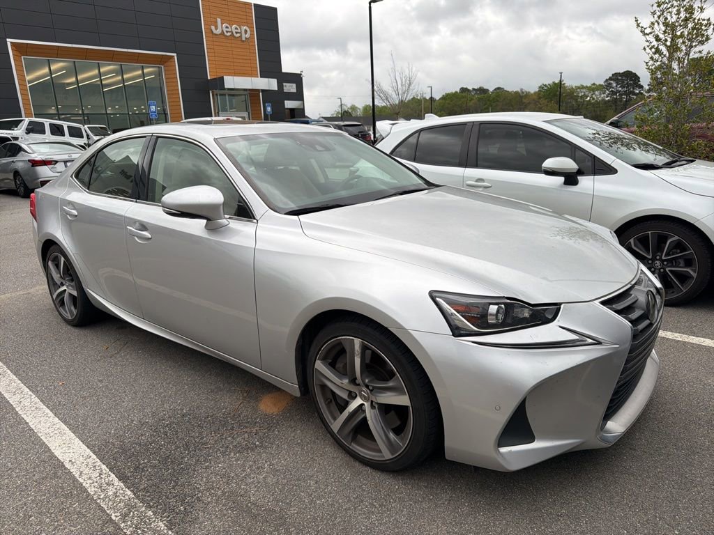Used 2019 Lexus IS 300 300 w/ Premium Package image 6