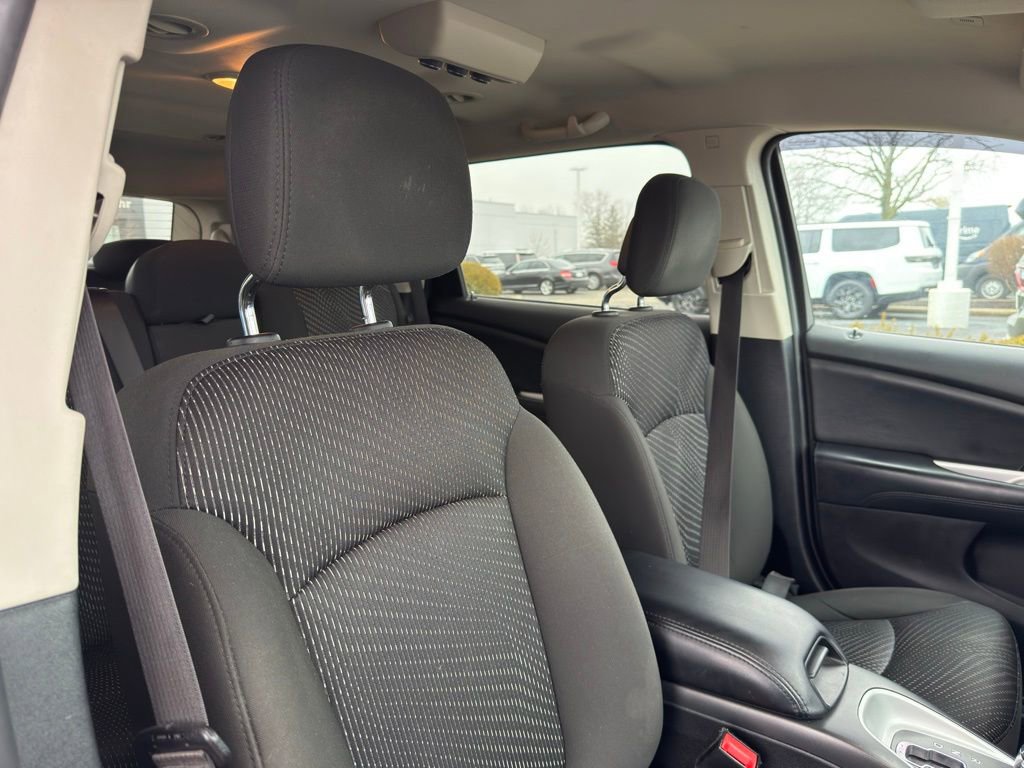 Used 2020 Dodge Journey SE w/ SE Popular Equipment Group image 14