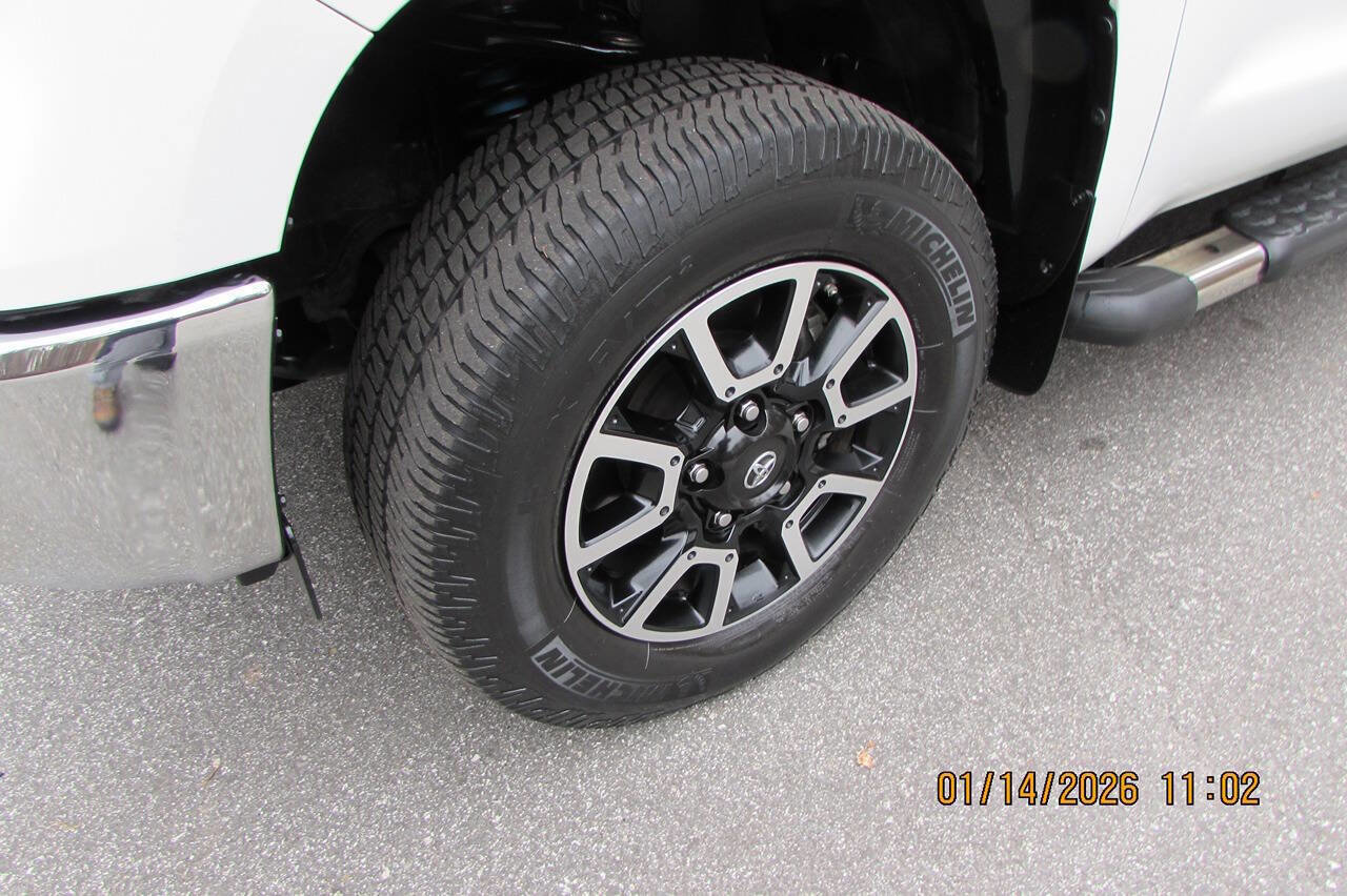 Used 2021 Toyota Tundra Limited image 10