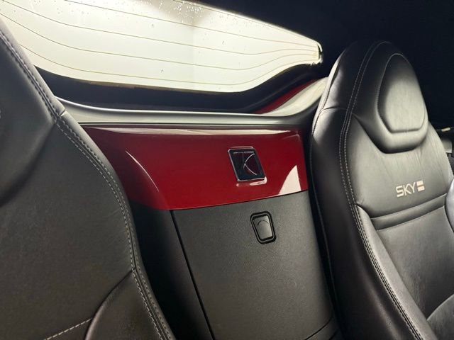 Used 2007 Saturn Sky Red Line image 19