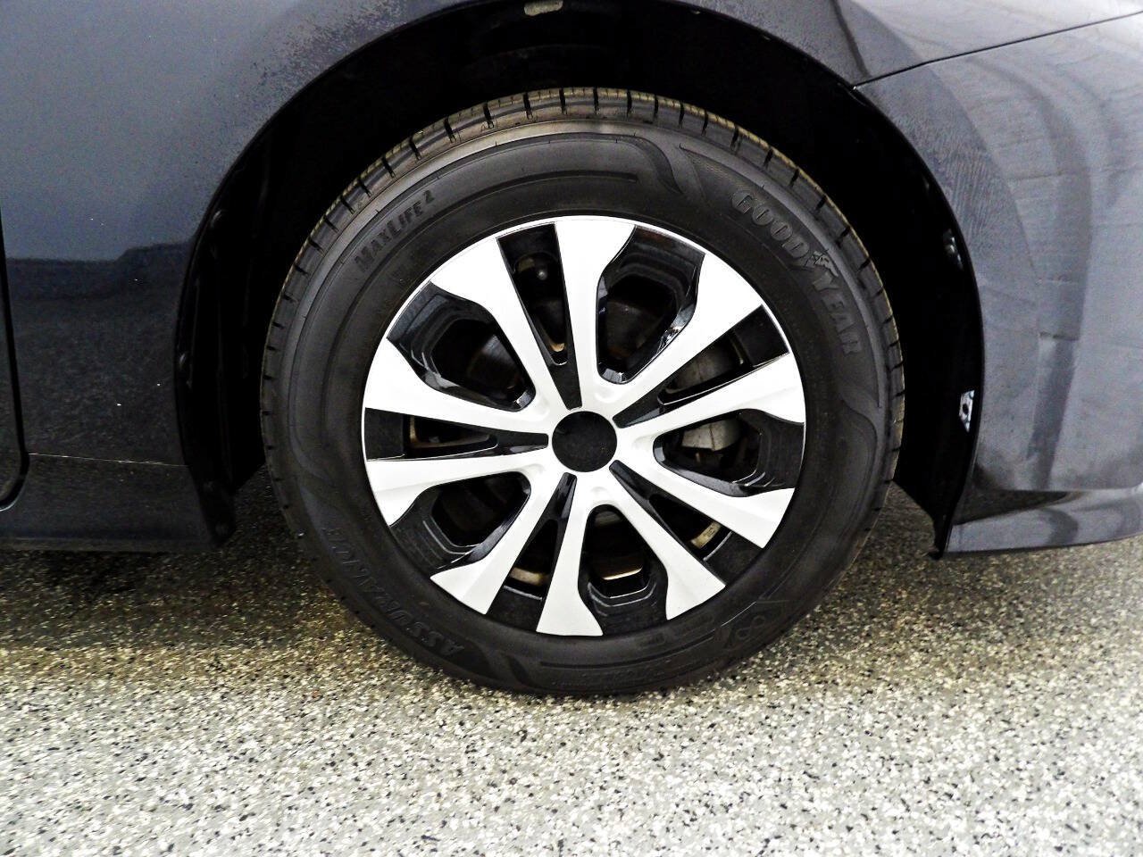 Used 2016 Toyota Prius Three w/ Protection Package FWD image 28