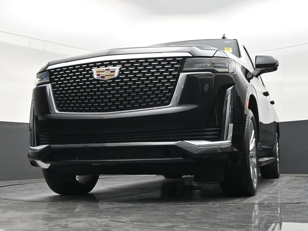 Used 2023 Cadillac Escalade ESV Premium Luxury AWD/4WD image 27