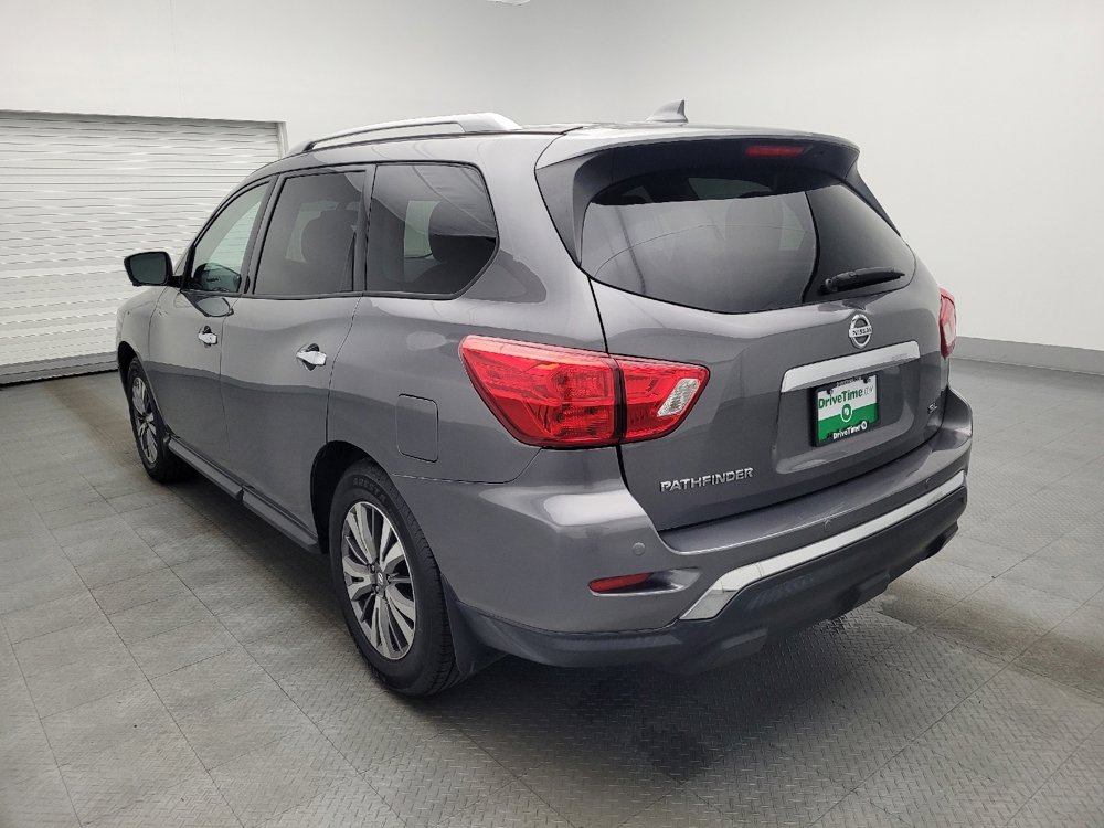 Used 2019 Nissan Pathfinder SL image 5