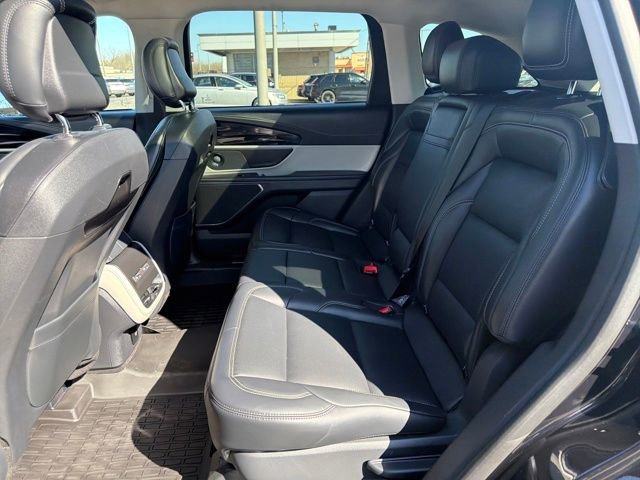 Used 2024 Lincoln Nautilus Premier w/ Equipment Group 102A image 30