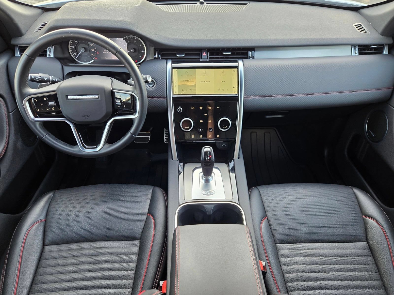Used 2023 Land Rover Discovery Sport SE R-Dynamic AWD/4WD image 13