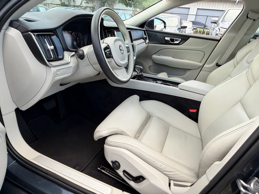 Used 2021 Volvo S60 T5 Inscription AWD/4WD image 10