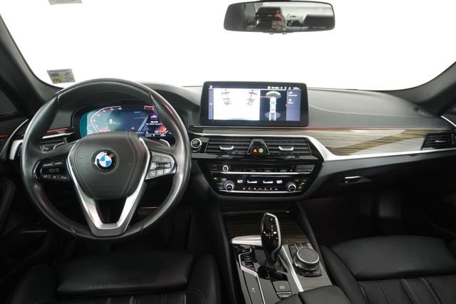 Used 2021 BMW 530i w/ Premium Package image 35