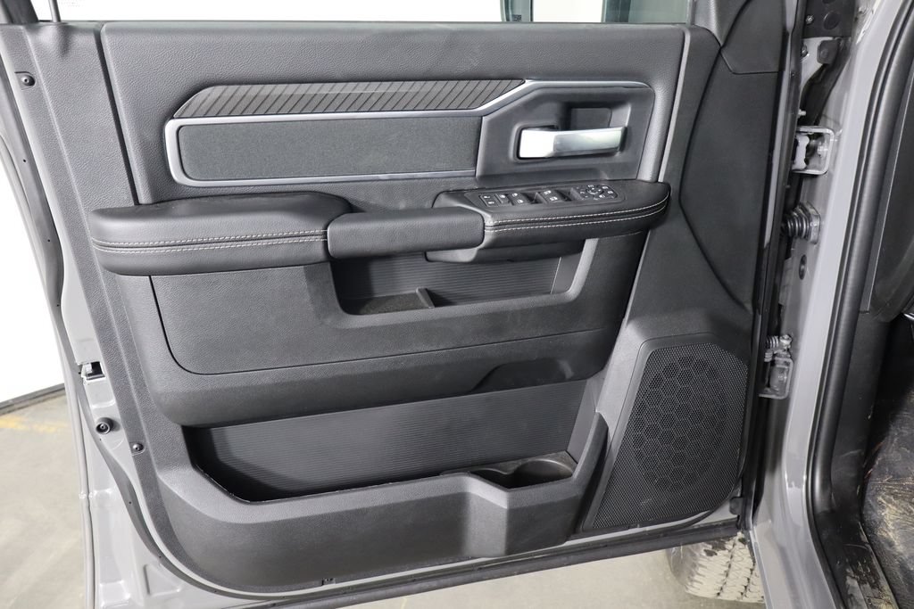 New 2026 RAM 2500 Big Horn AWD/4WD image 19