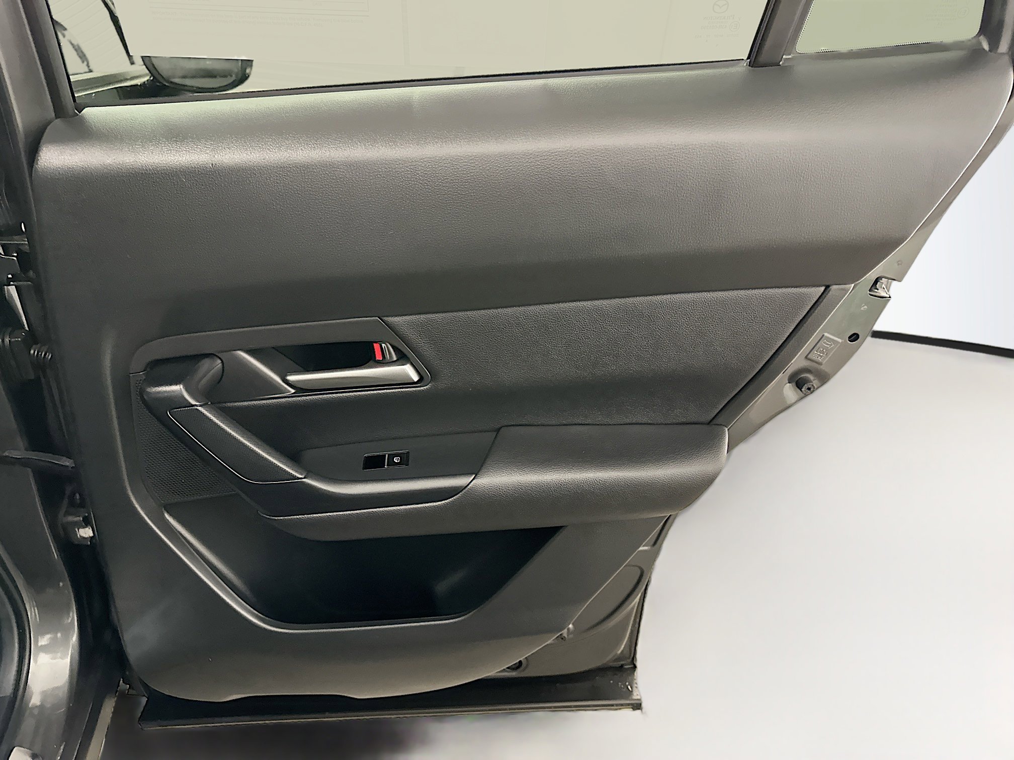 Used 2025 MAZDA CX-50 AWD 2.5 Hybrid w/ Cargo Package image 33