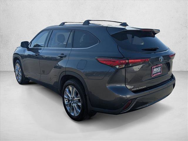 Used 2020 Toyota Highlander Limited image 8