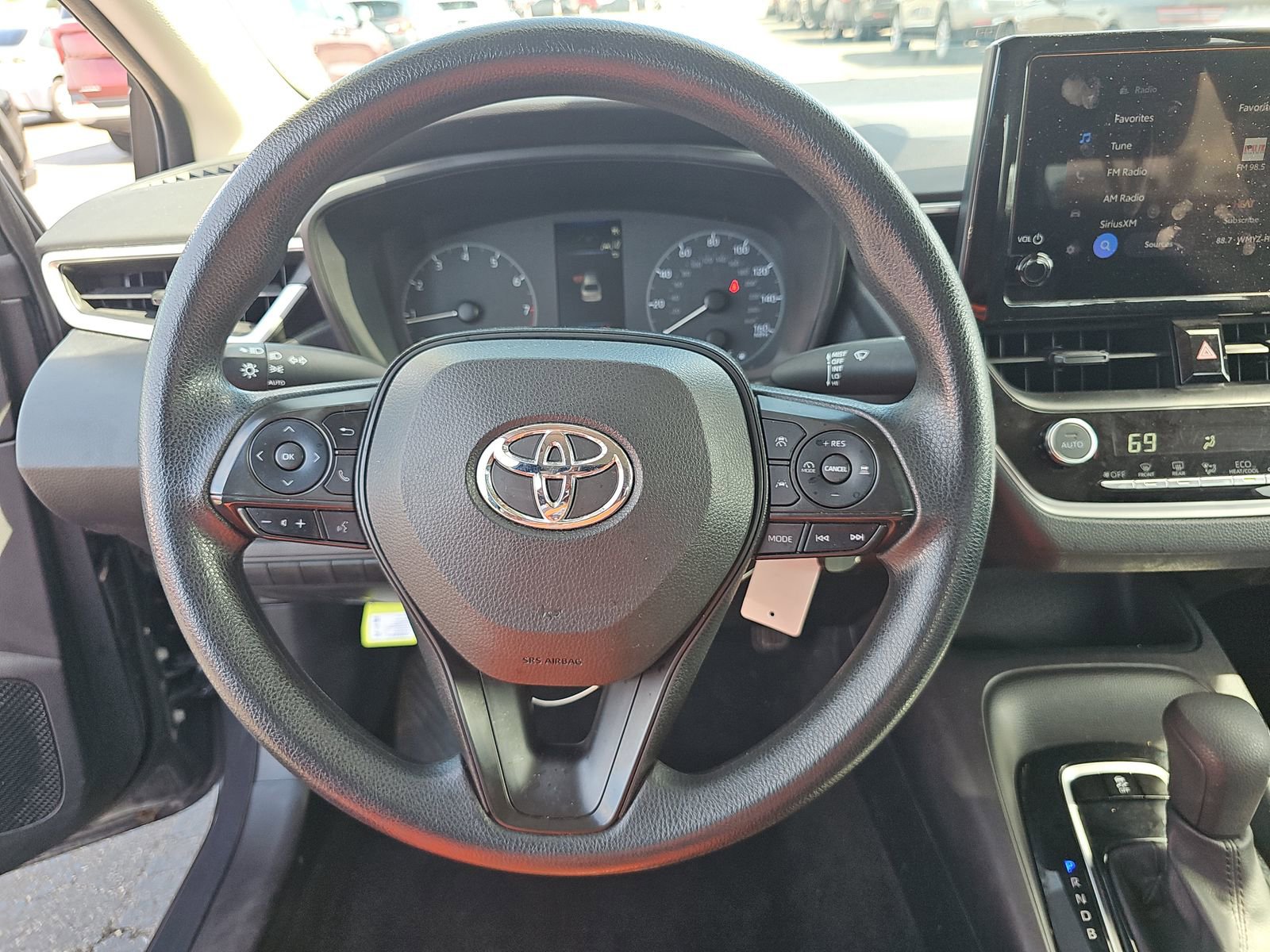 Used 2023 Toyota Corolla LE FWD image 8