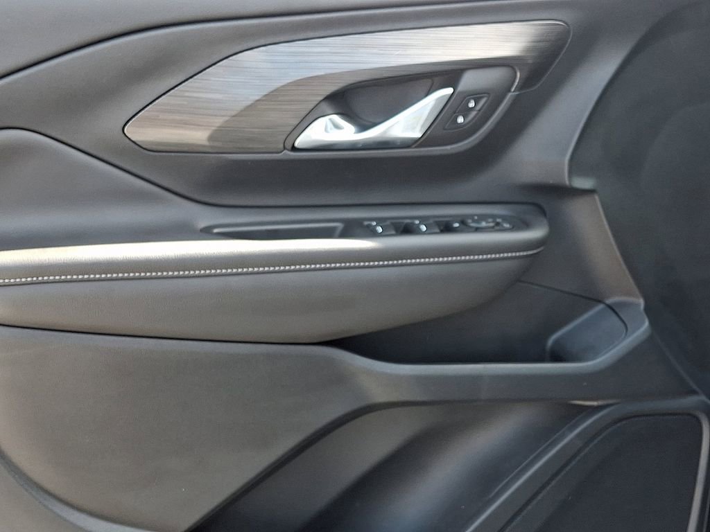 Used 2022 GMC Terrain SLE image 14