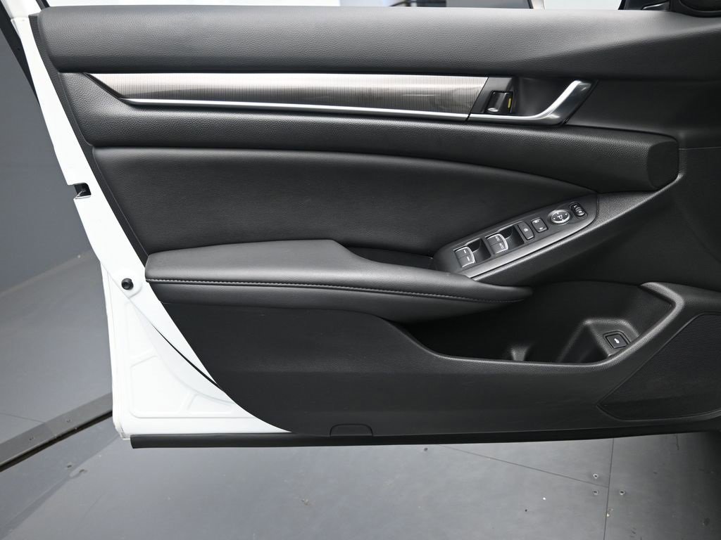 Used 2022 Honda Accord Sport image 19
