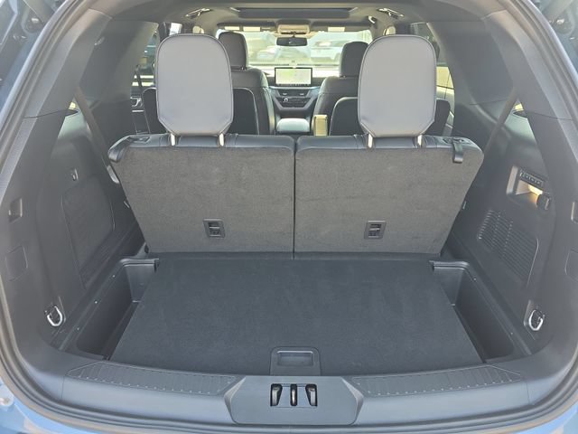 Used 2025 Ford Explorer ST w/ Sun And Sound Package AWD/4WD image 14