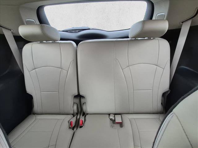 Used 2018 Buick Enclave Premium w/ Trailering Package FWD image 18