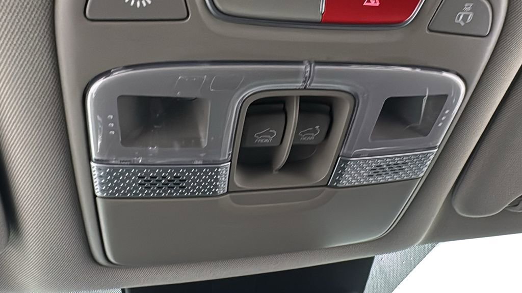 Used 2023 Kia Telluride SX image 32