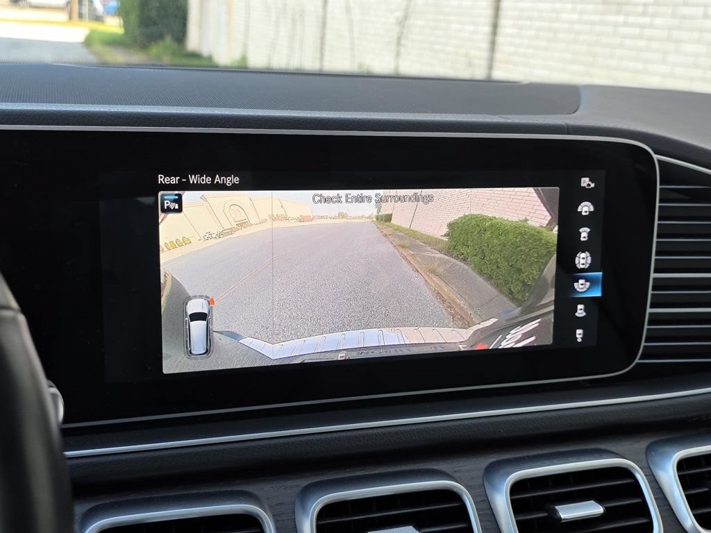 Used 2021 Mercedes-Benz GLS 450 4MATIC image 19