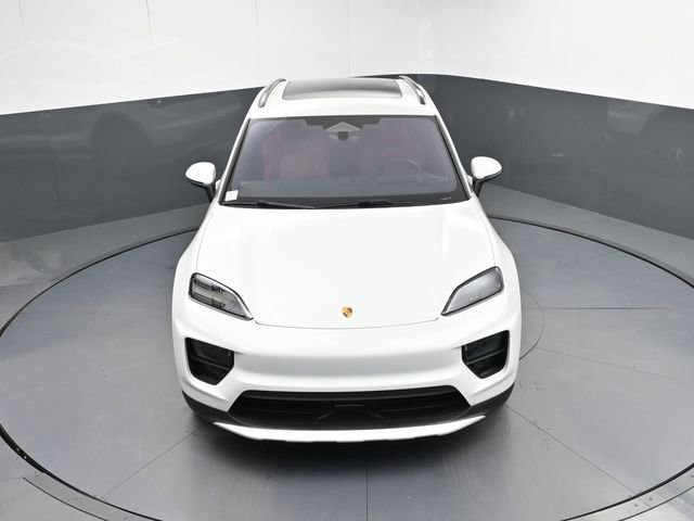 New 2024 Porsche Macan 4 Electric image 39