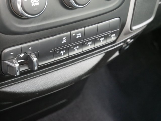 Used 2018 RAM 2500 Tradesman w/ Chrome Appearance Group AWD/4WD image 21