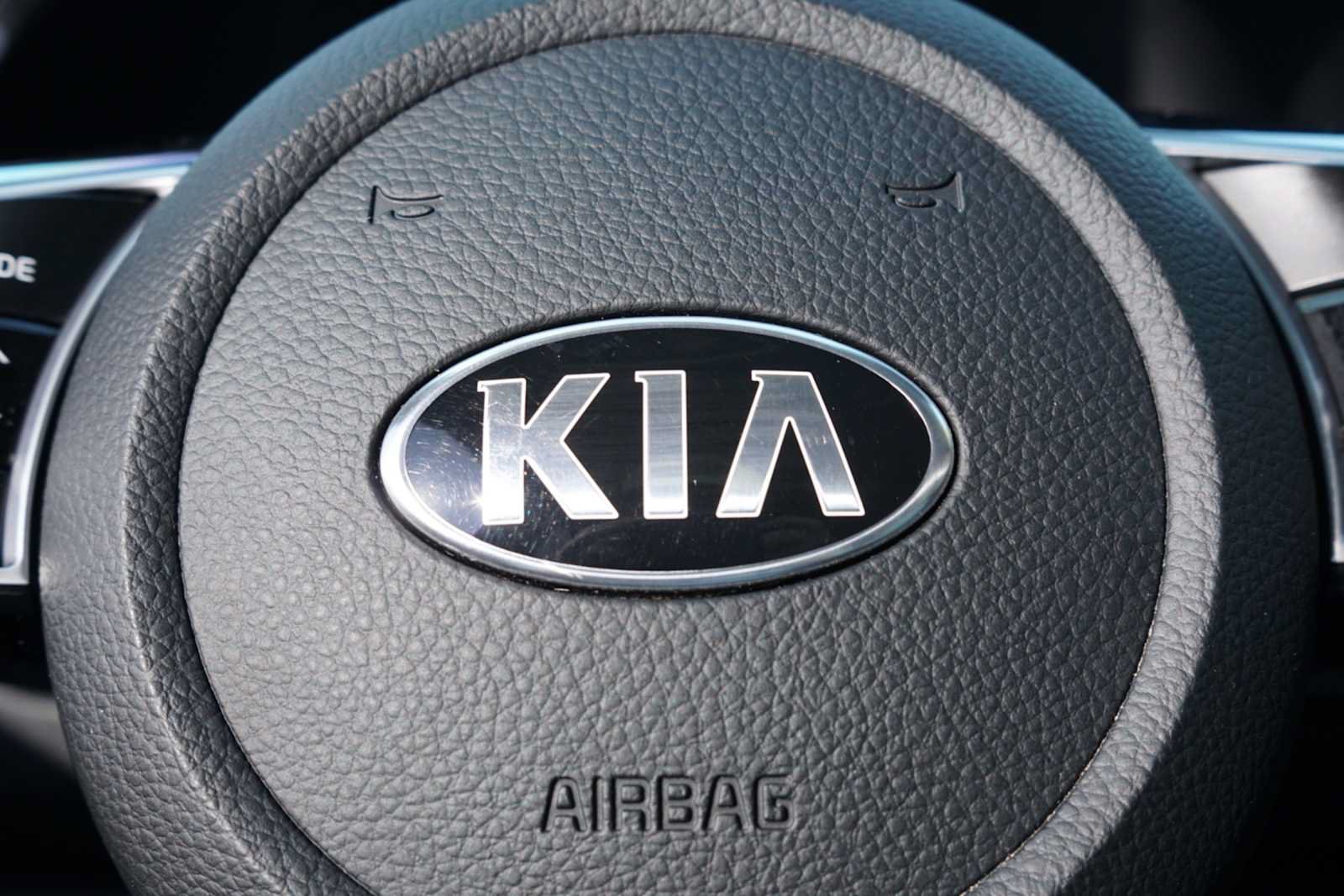 Used 2021 Kia Seltos SX w/ SX Sunroof Package AWD/4WD image 13
