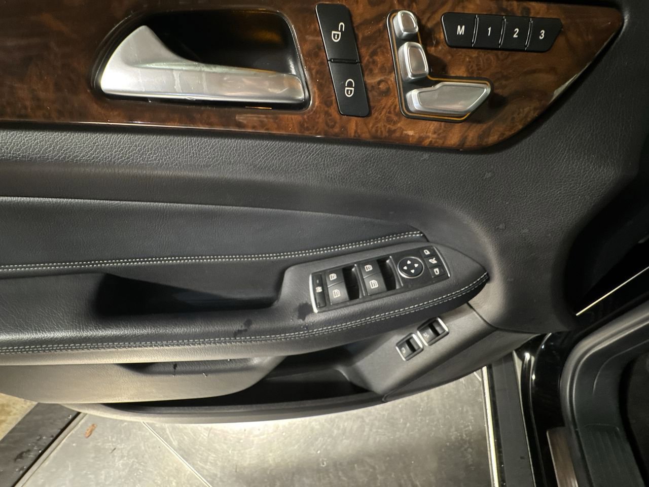 Used 2019 Mercedes-Benz GLS 450 4MATIC image 20