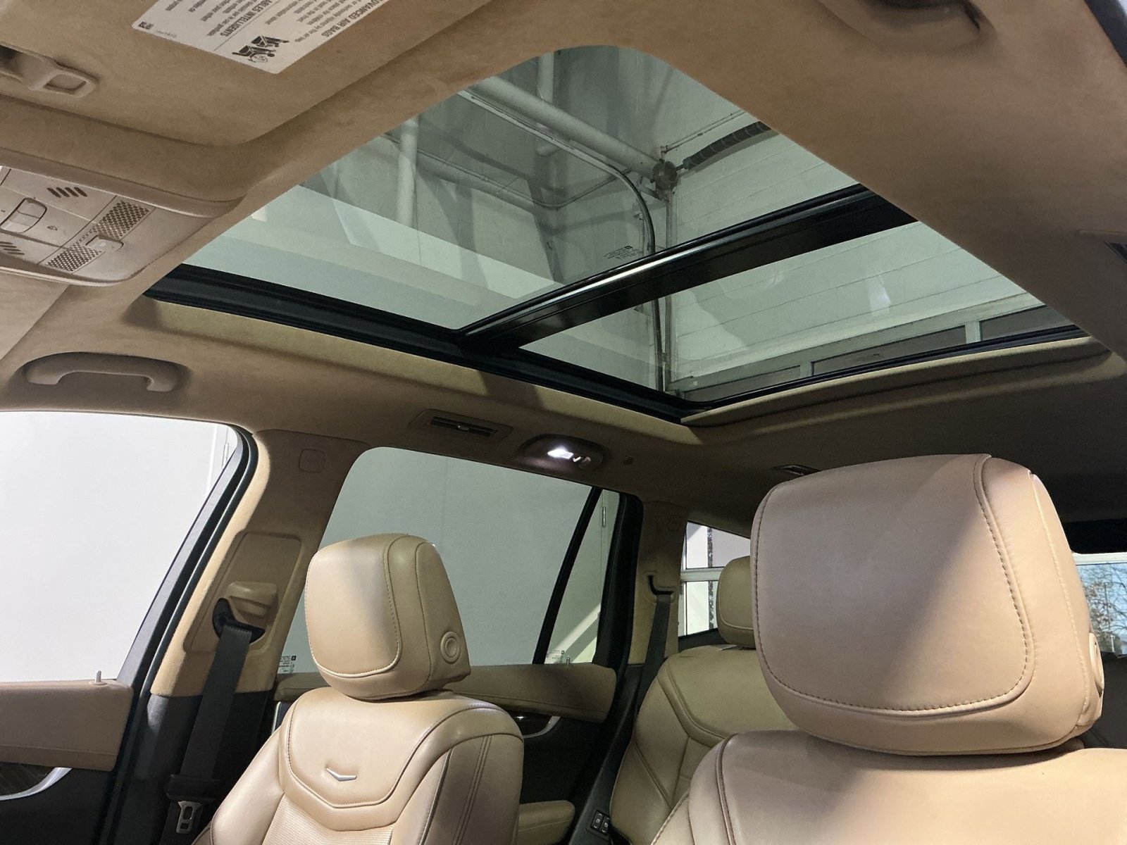 Used 2022 Cadillac XT6 Sport w/ Platinum Package image 24