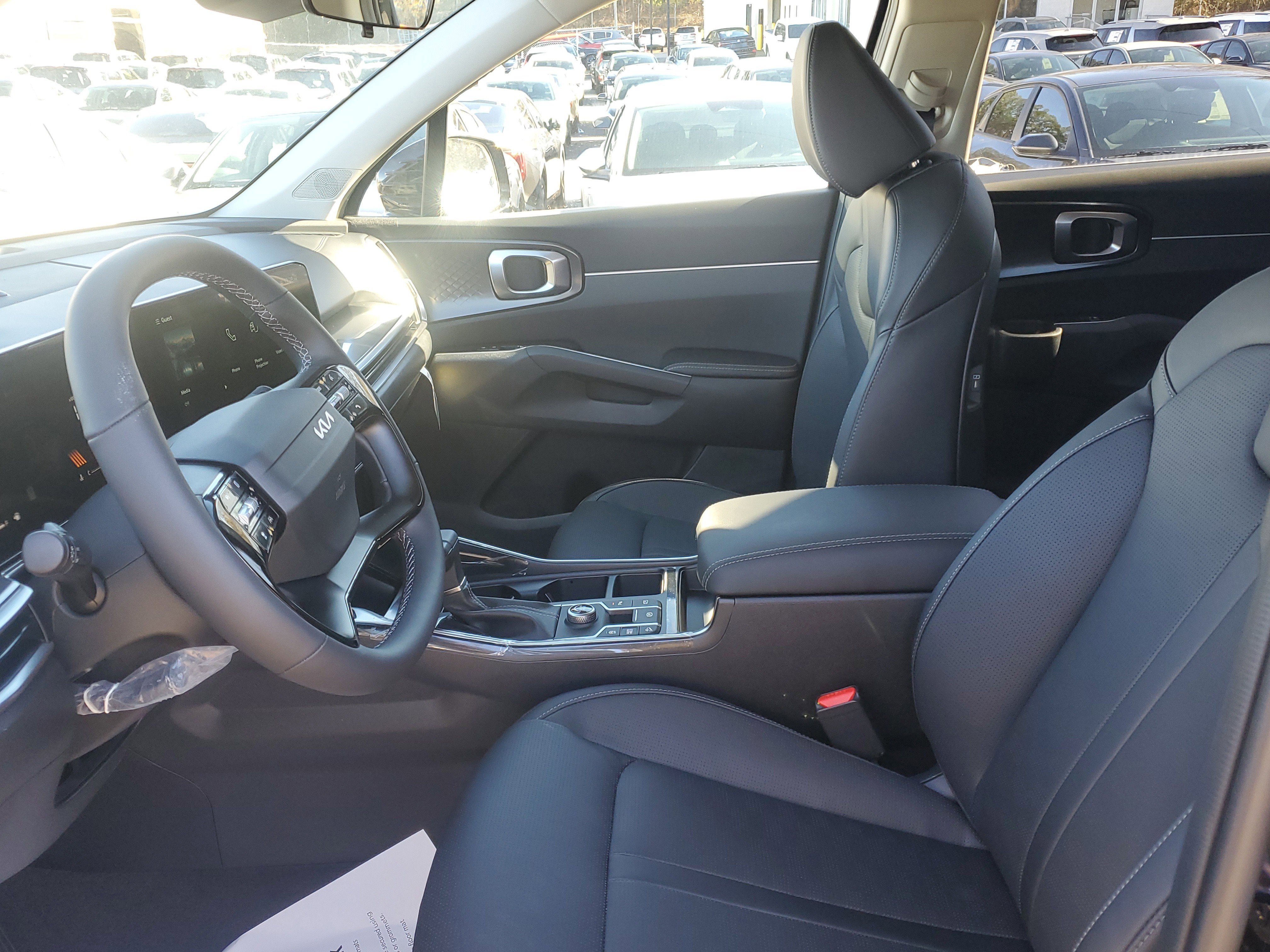 New 2026 Kia Sorento S w/ S Panoramic Sunroof Package FWD image 17